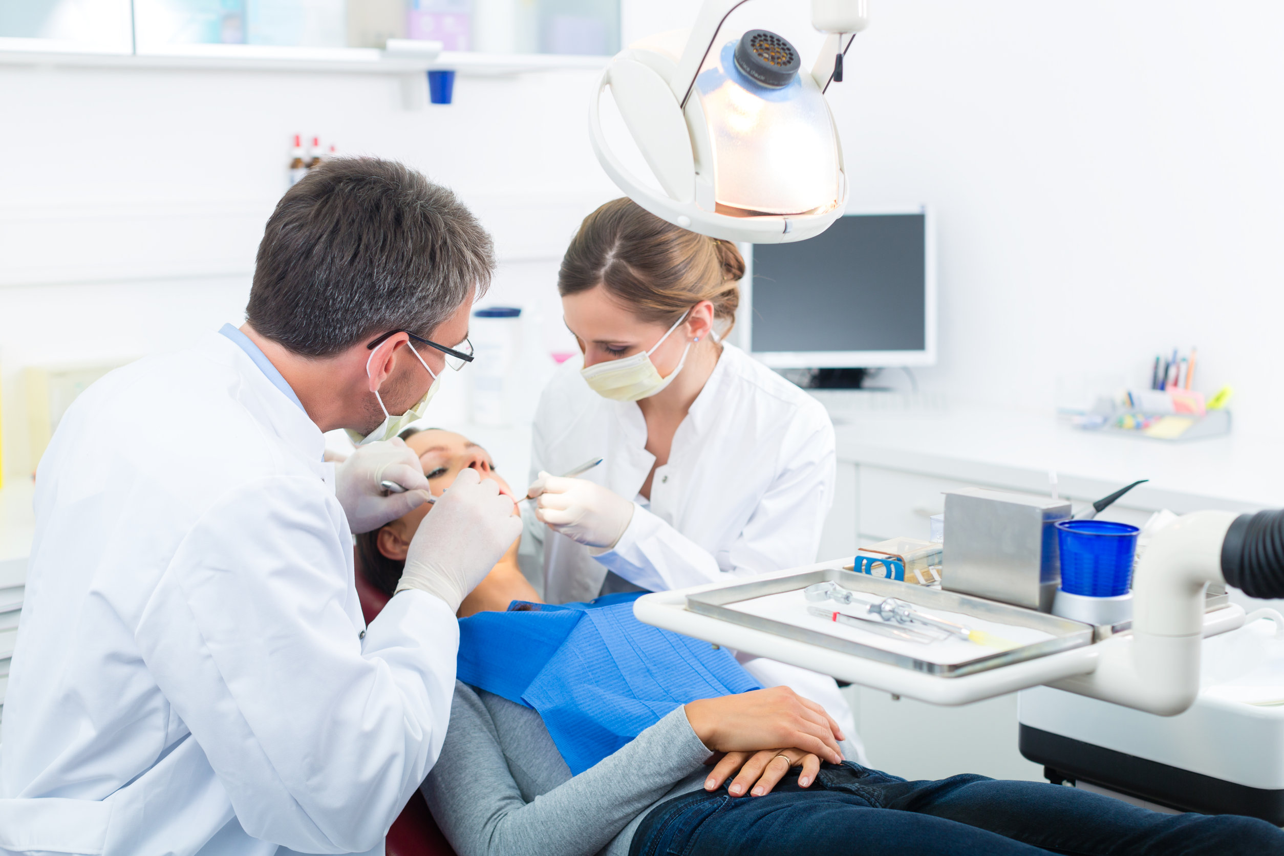 Read more about the article A Day In The Life Of A Dental Assistant